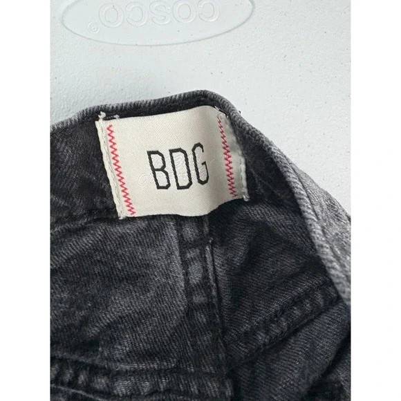 BDG Urban Outfitters Cowboy Jeans Size 27 Black Wash Denim Straight Leg - Picture 2 of 5